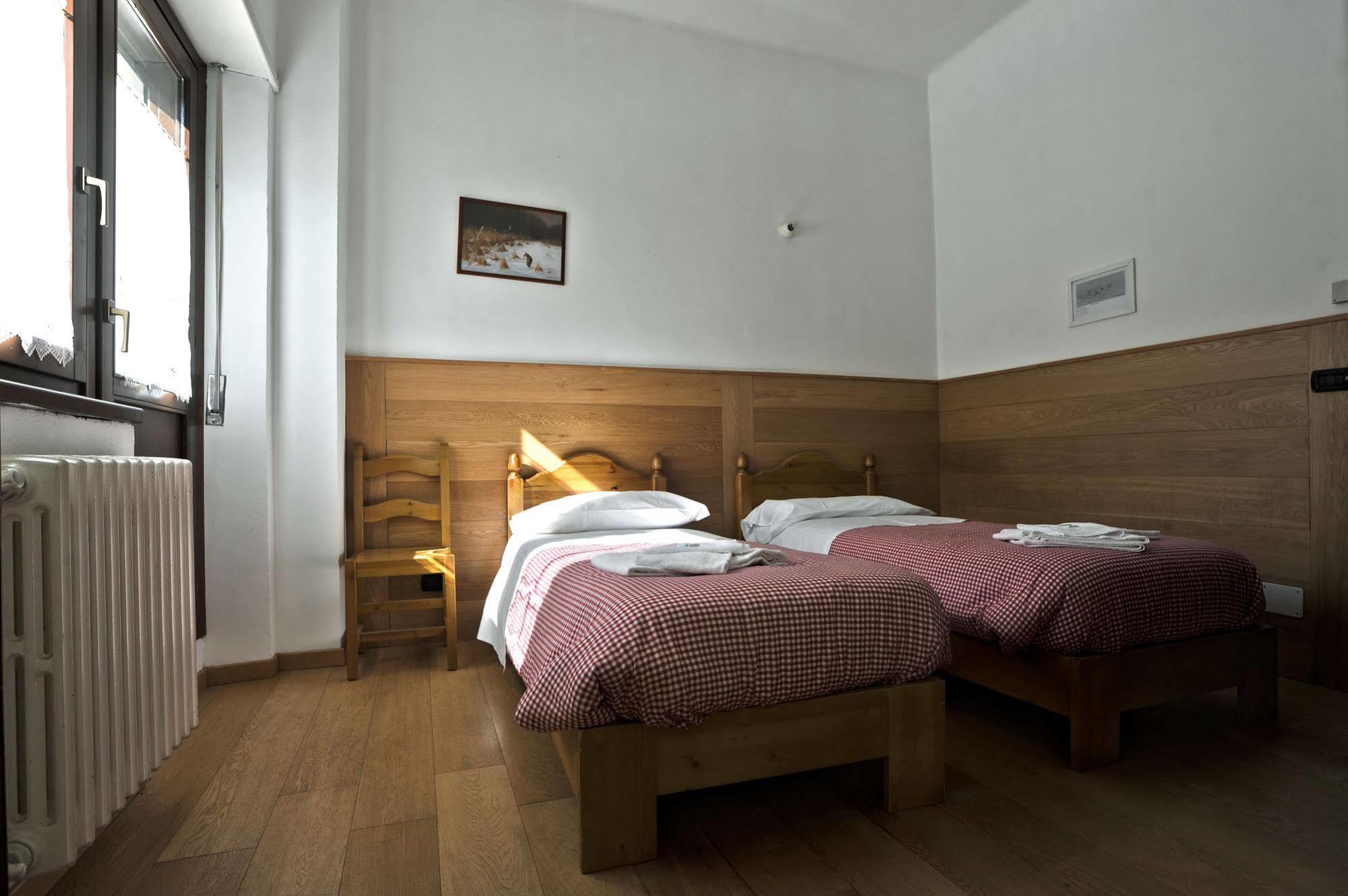 Casa San Francesco Hotel บาร์โดเนกเกีย ภายนอก รูปภาพ